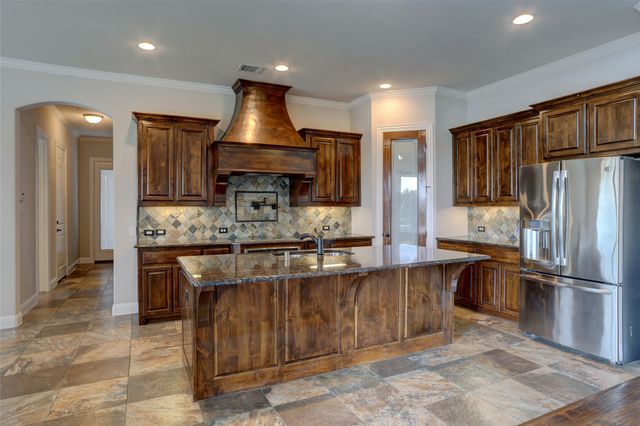 20392 County Road 637, Nevada, TX 75173