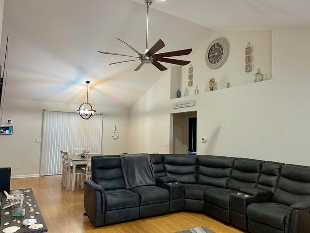 3315 142nd Avenue, Holland, MI 49424