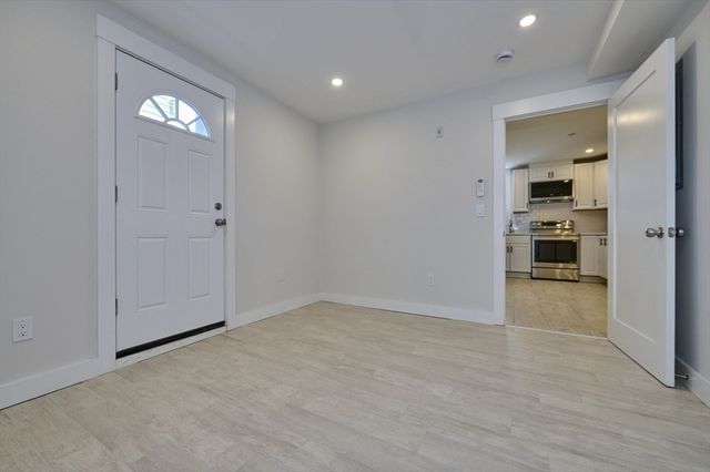17 Macarthur Street 1, Somerville, MA 02143