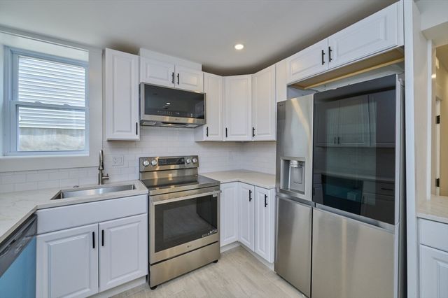17 Macarthur Street 1, Somerville, MA 02143