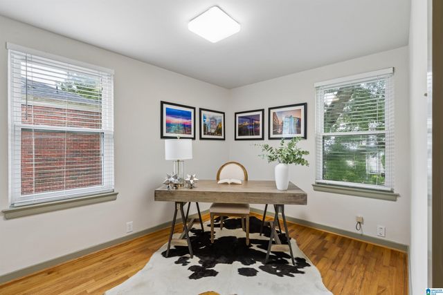 2503 Mountain Brook Cir Apt C, Mountain Brook, AL 35223