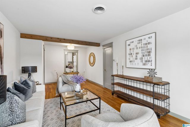 2503 Mountain Brook Cir Apt C, Mountain Brook, AL 35223