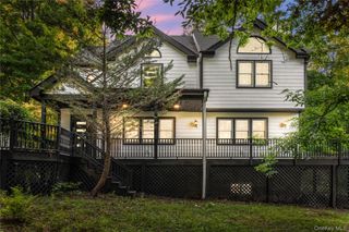 17 Ridge Way, Purdys, NY 10578
