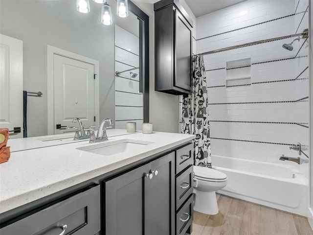 1940 Treviso Court, Edmond, OK 73034