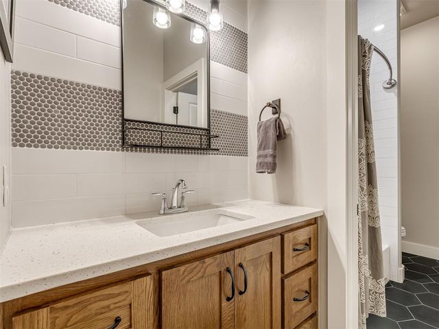1940 Treviso Court, Edmond, OK 73034