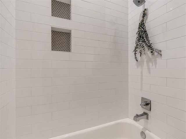 1940 Treviso Court, Edmond, OK 73034