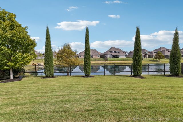4211 S 166th East Avenue, Tulsa, OK 74134