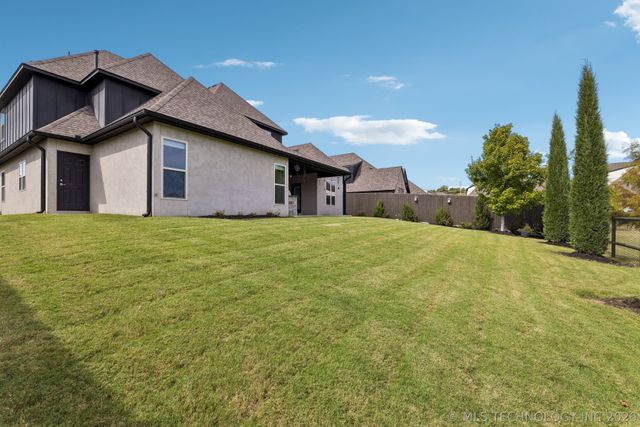 4211 S 166th East Avenue, Tulsa, OK 74134