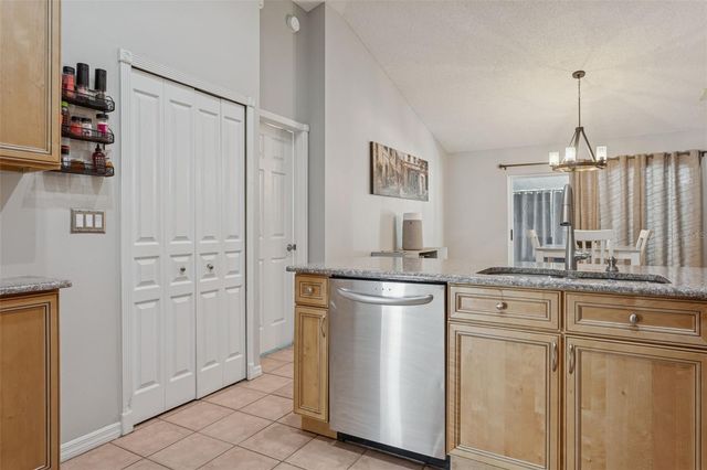 9739 FREDERICKSBURG ROAD, Tampa, FL 33635