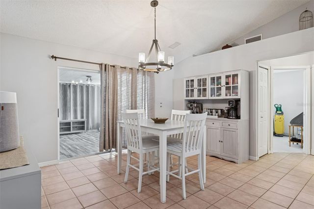 9739 FREDERICKSBURG ROAD, Tampa, FL 33635