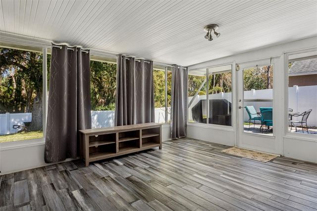 9739 FREDERICKSBURG ROAD, Tampa, FL 33635