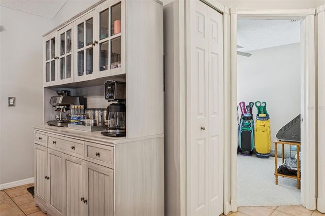 9739 FREDERICKSBURG ROAD, Tampa, FL 33635