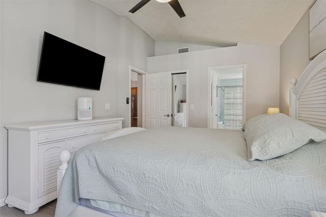 9739 FREDERICKSBURG ROAD, Tampa, FL 33635