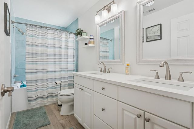 9739 FREDERICKSBURG ROAD, Tampa, FL 33635