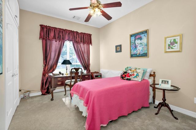 112 Wick Willow Road, Montgomery, TX 77356