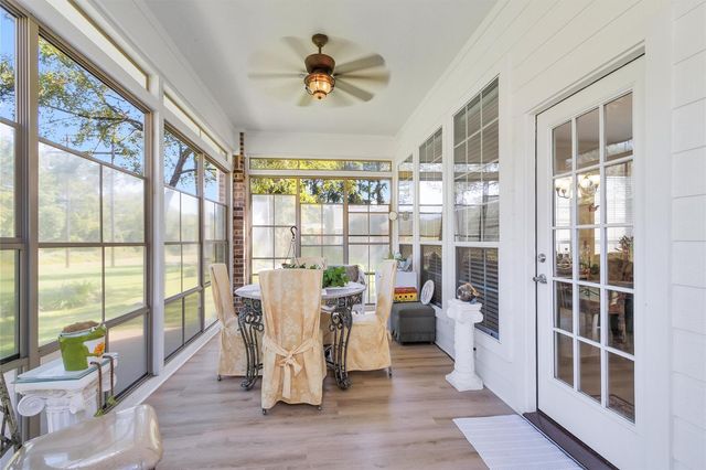 112 Wick Willow Road, Montgomery, TX 77356