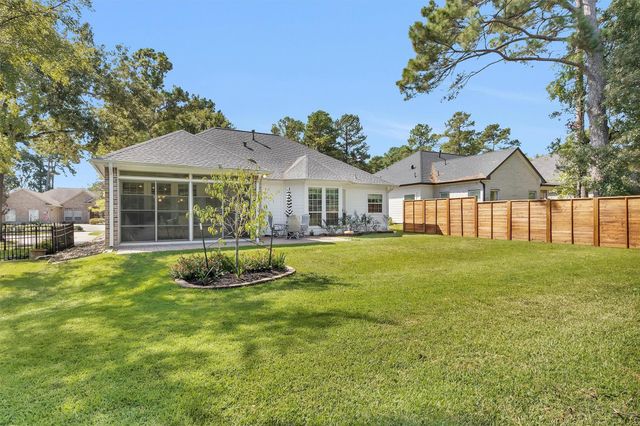 112 Wick Willow Road, Montgomery, TX 77356