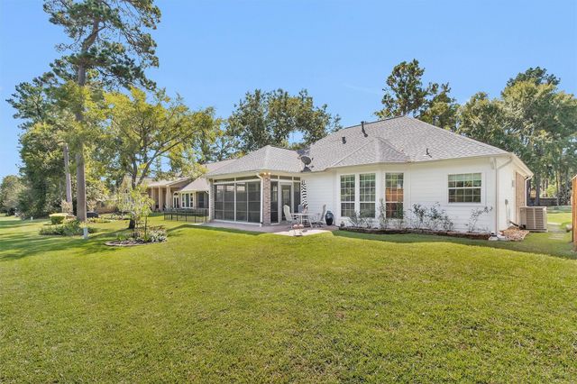 112 Wick Willow Road, Montgomery, TX 77356