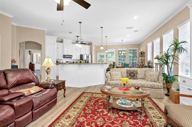 112 Wick Willow Road, Montgomery, TX 77356