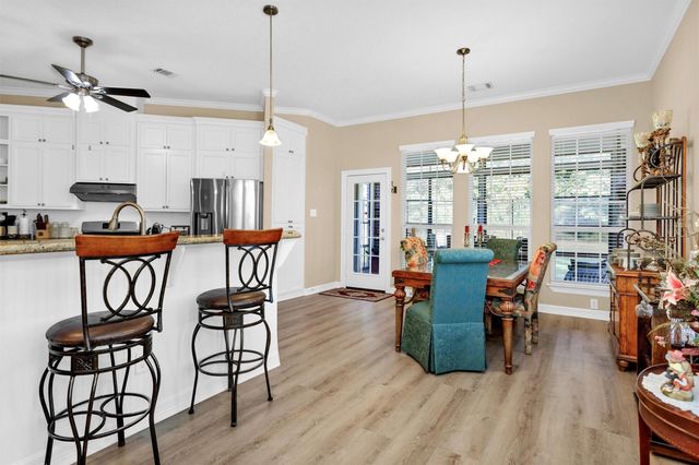 112 Wick Willow Road, Montgomery, TX 77356