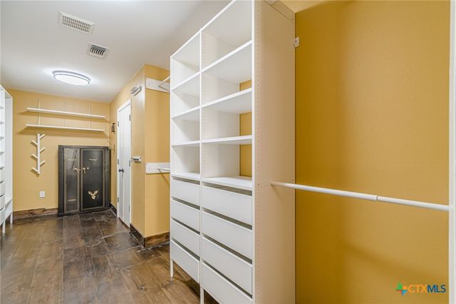 17 Ridge Drive, New Braunfels, TX 78130