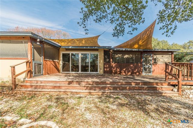 17 Ridge Drive, New Braunfels, TX 78130