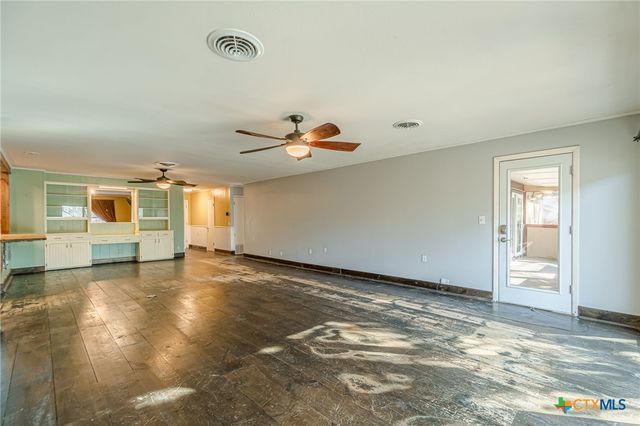 17 Ridge Drive, New Braunfels, TX 78130