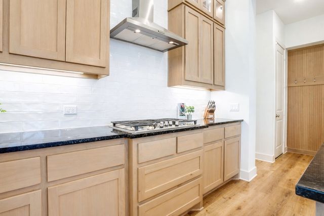 4124 Sandbrock Parkway, Aubrey, TX 76227