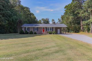 1110 S Dobson Chapel Road S, Magnolia, NC 28453