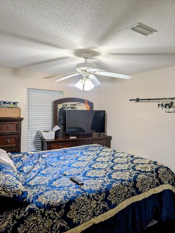 206 Caravan Lane, Kinsey, AL 36303