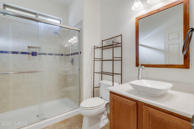86 E Calle Trona, Green Valley, AZ 85614