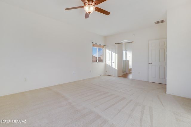 86 E Calle Trona, Green Valley, AZ 85614