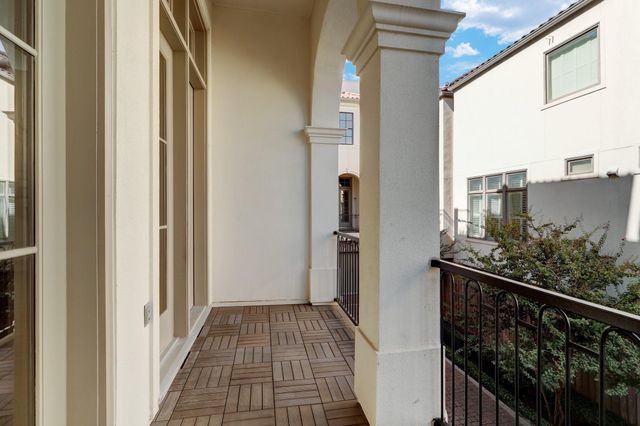 4838 Austin Street, Houston, TX 77004