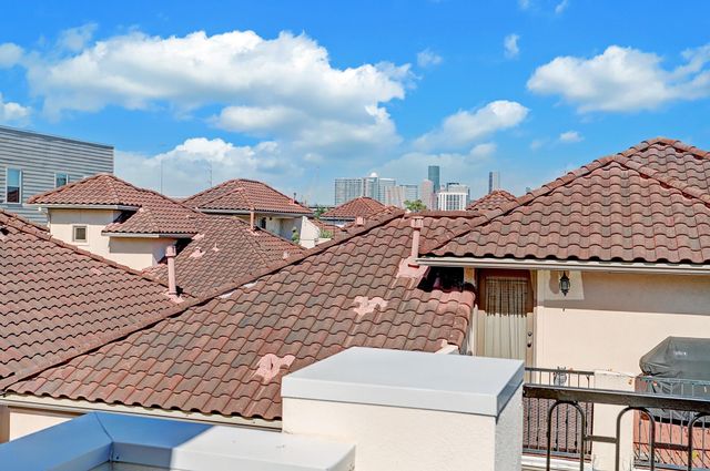 4838 Austin Street, Houston, TX 77004