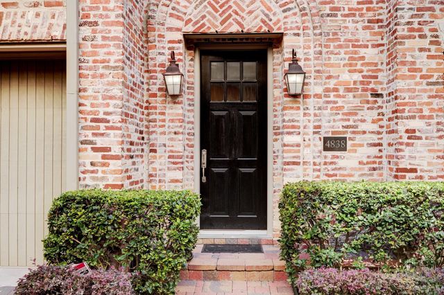 4838 Austin Street, Houston, TX 77004