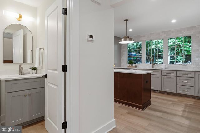 2516 PENNY ROYAL LN, Reston, VA 20191