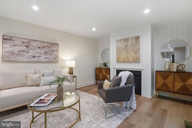 2516 PENNY ROYAL LN, Reston, VA 20191