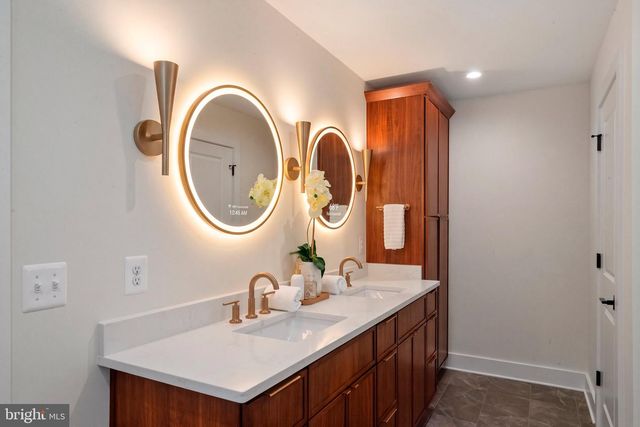 2516 PENNY ROYAL LN, Reston, VA 20191