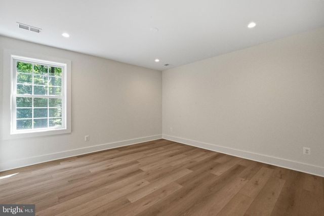 2516 PENNY ROYAL LN, Reston, VA 20191