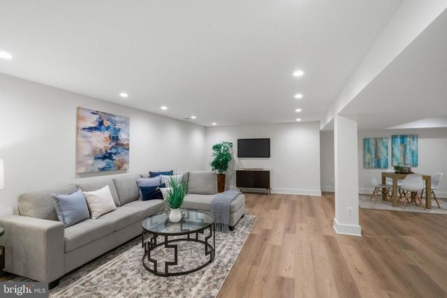 2516 PENNY ROYAL LN, Reston, VA 20191