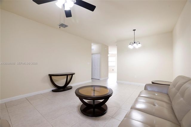 7146 SW 163rd Ave, Miami, FL 33193