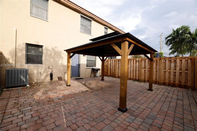 7146 SW 163rd Ave, Miami, FL 33193