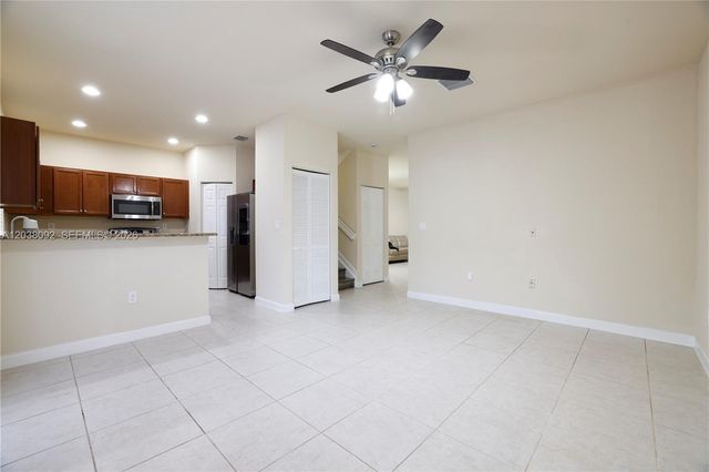 7146 SW 163rd Ave, Miami, FL 33193