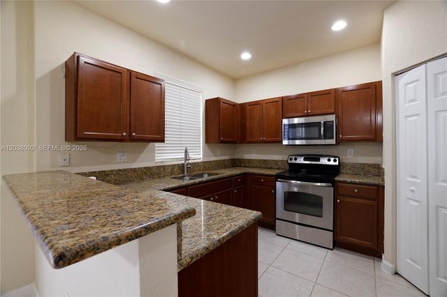 7146 SW 163rd Ave, Miami, FL 33193
