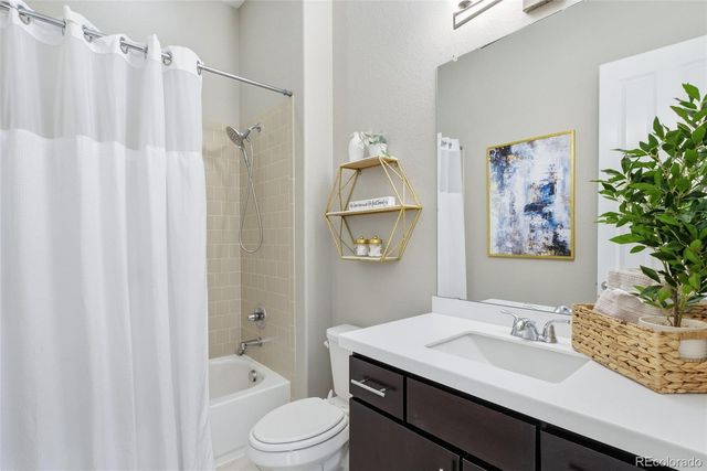 5060 S Ukraine Street, Aurora, CO 80015