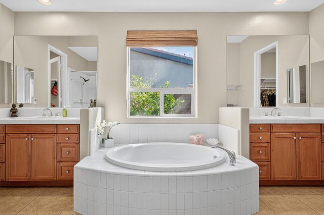 35831 Raphael Drive, Palm Desert, CA 92211