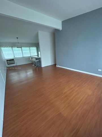 1080 98th St 10, Bay Harbor Islands, FL 33154