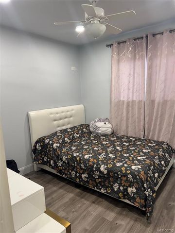 15794 Nader Court, Clinton Township, MI 48038