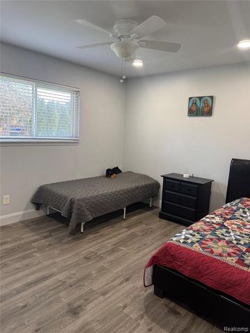 15794 Nader Court, Clinton Township, MI 48038