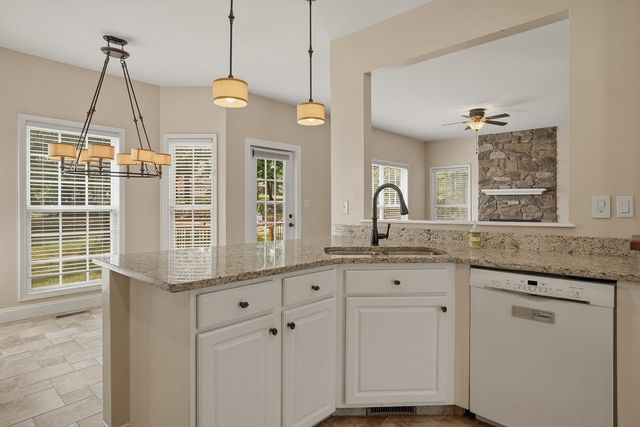 211 Sunrise Drive, Greer, SC 29651